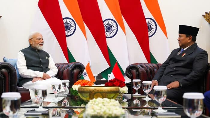 Presiden Prabowo bersama PM Modi (Foto: VRITIMES.com)