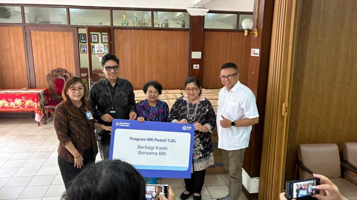 Program CSR untuk Jemaat GPIB EKLESIA (Foto: VRITIMES.com)
