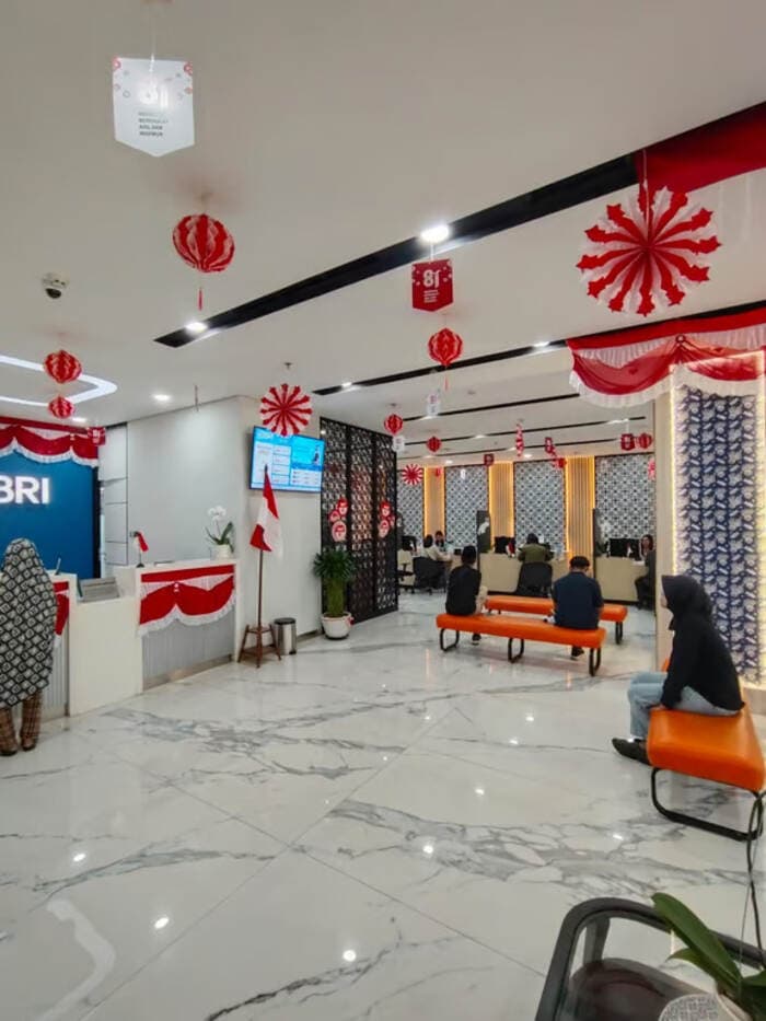 Semarak HUT ke-81 RI di BRI BO Kelapa Gading (Foto: VRITIMES.com)