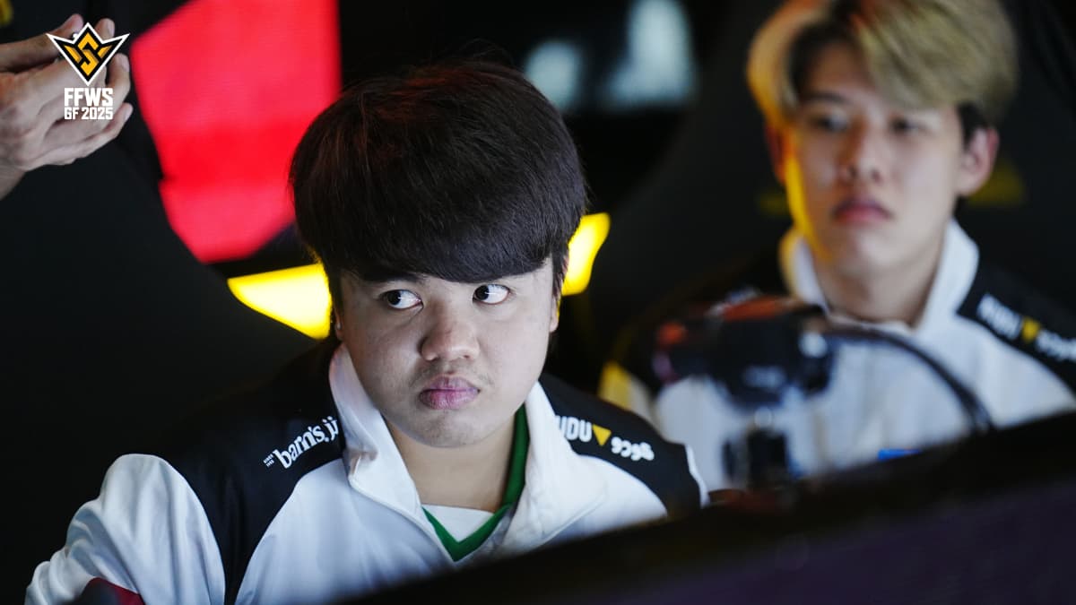 Sebelum ke ONIC Esports, Poom menyandang ID lamanya, ONEMORE, sejak bergabung di tim CGGG yang kini menjadi Team Falcons Thailand. (FOTO: Garena Indonesia)